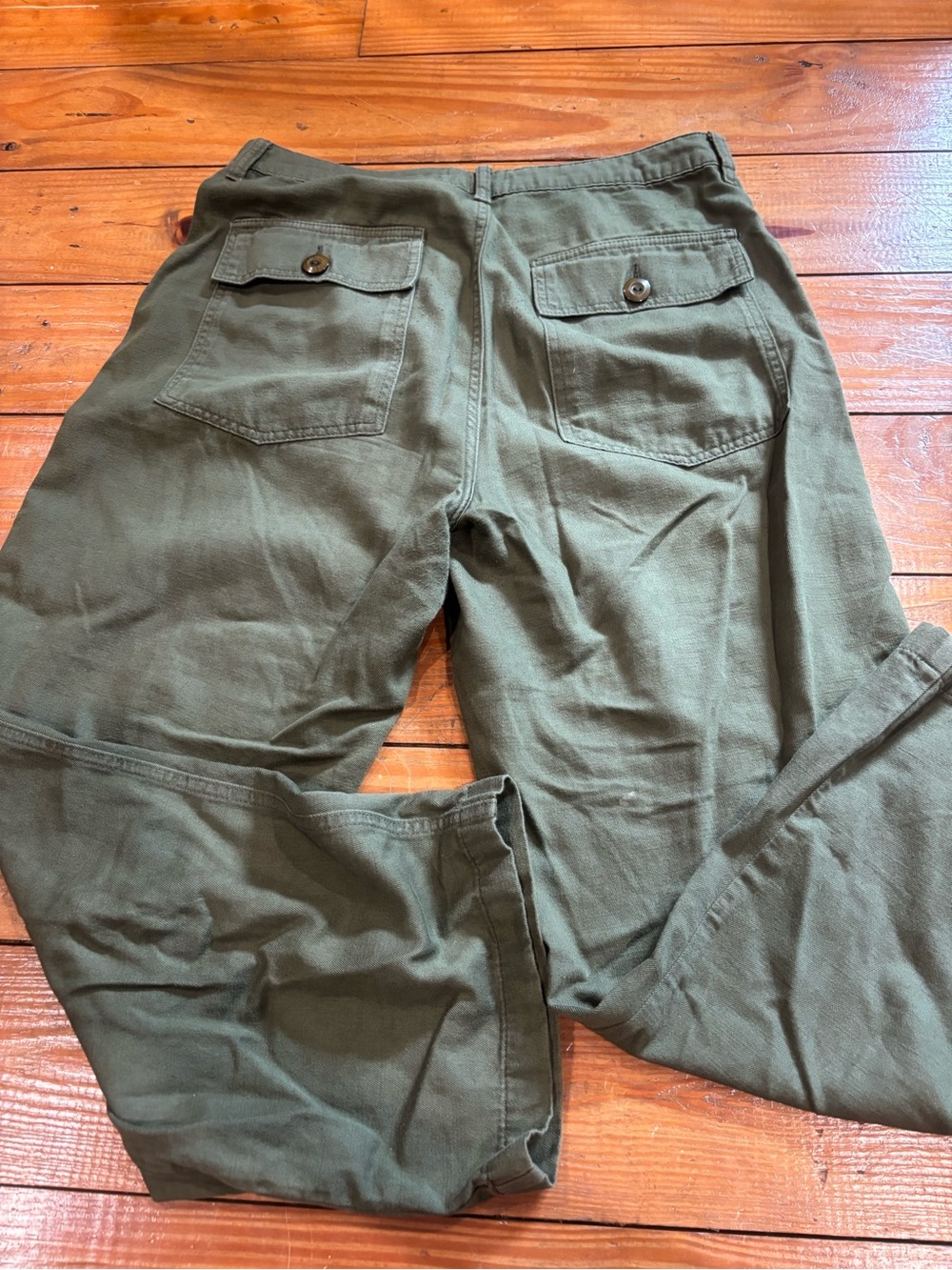 (1005) GREEN CARGO PANTS - Picture 5 of 7
